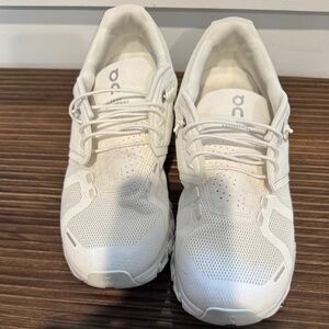 WOMEN'S ON CLOUD6 SNEAKERS, SIZE 9